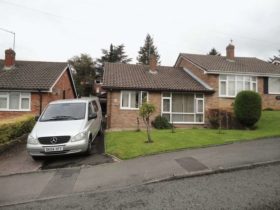 2 bedroom Detached f...